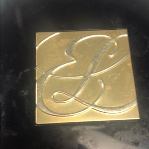 Meet your Posher, Valentina